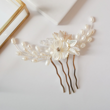 Load image into Gallery viewer, Bridal Comb | Belinda Luxe  (Next slot: June 2023)