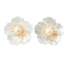 Load image into Gallery viewer, Belinda Classic White | Gold-tone