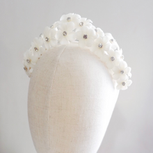 Load image into Gallery viewer, Bridal Tiara | Jasmine Classic Tiara (Next slot: September 2023)