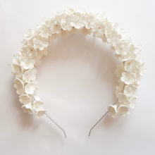 Load image into Gallery viewer, Bridal Tiara | Magnolia Full Tiara (Next slot: October 2023)