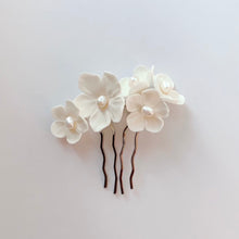 Load image into Gallery viewer, Bridal Comb | Catherine (Next slot: June 2023)