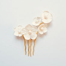 Load image into Gallery viewer, Bridal Comb | Catherine  (Next slot: June 2023)
